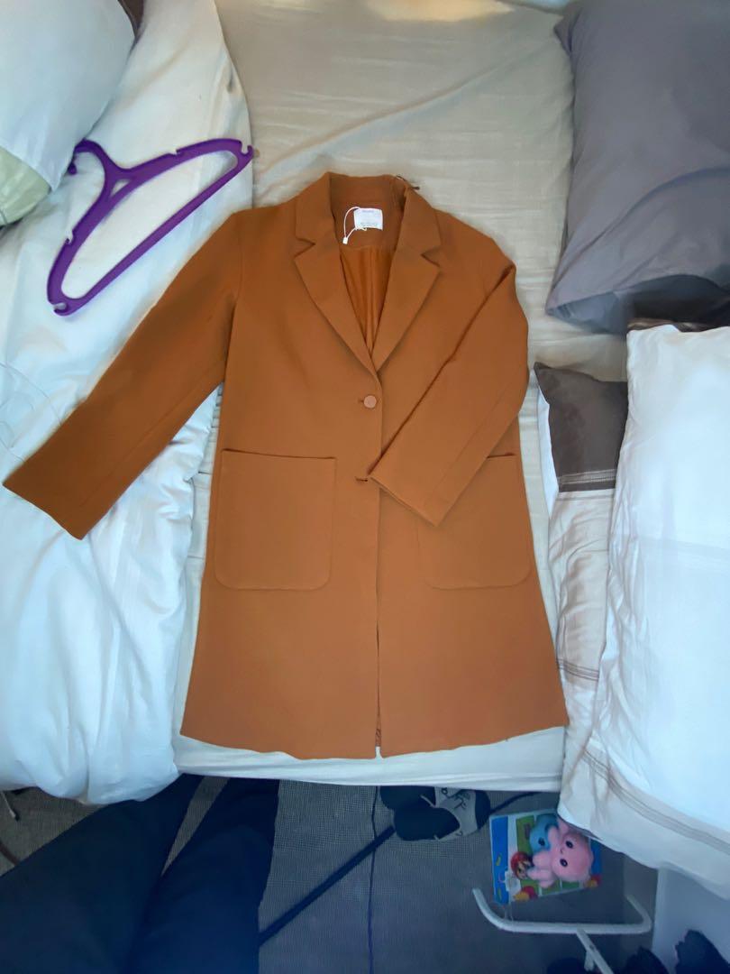 rm85 (Category: Coats, Jackets and Outerwear) located in Kuala Lumpur. Submitted by muchoss (Listing ID 1122830989, Image 1). Description: bought in 2019 used once only. bought in muscat oman for 30rial = 300rm nego till go ,well used very good condition .