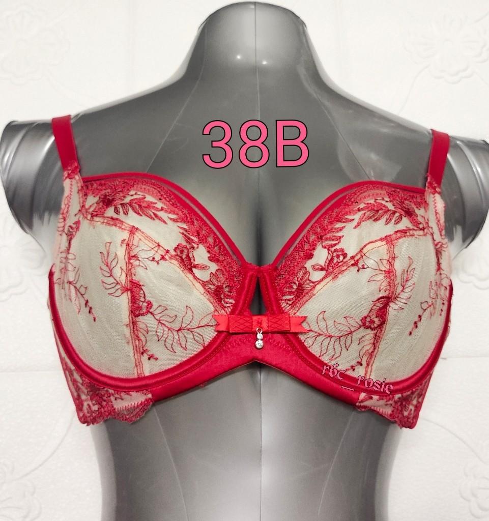 Size 38B / 85B Bra set, Women's Fashion, Tops, Other Tops on Carousell