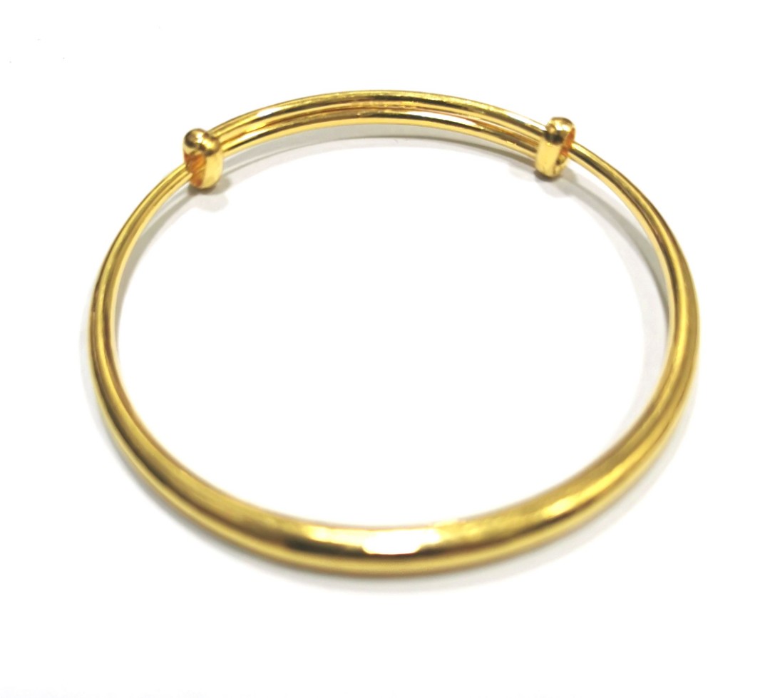 Gold bangle hotsell watch