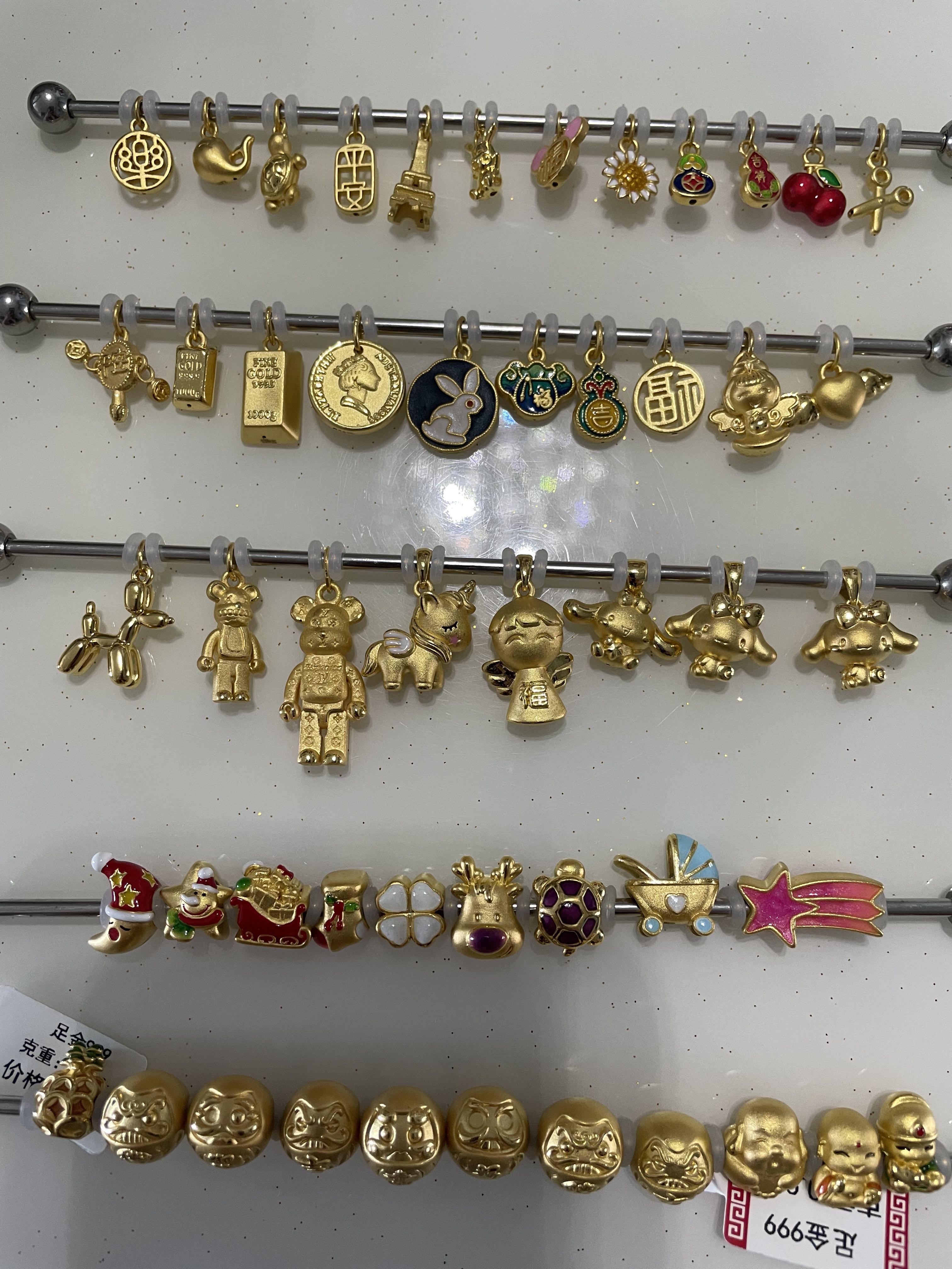 Nice outlet gold pendants
