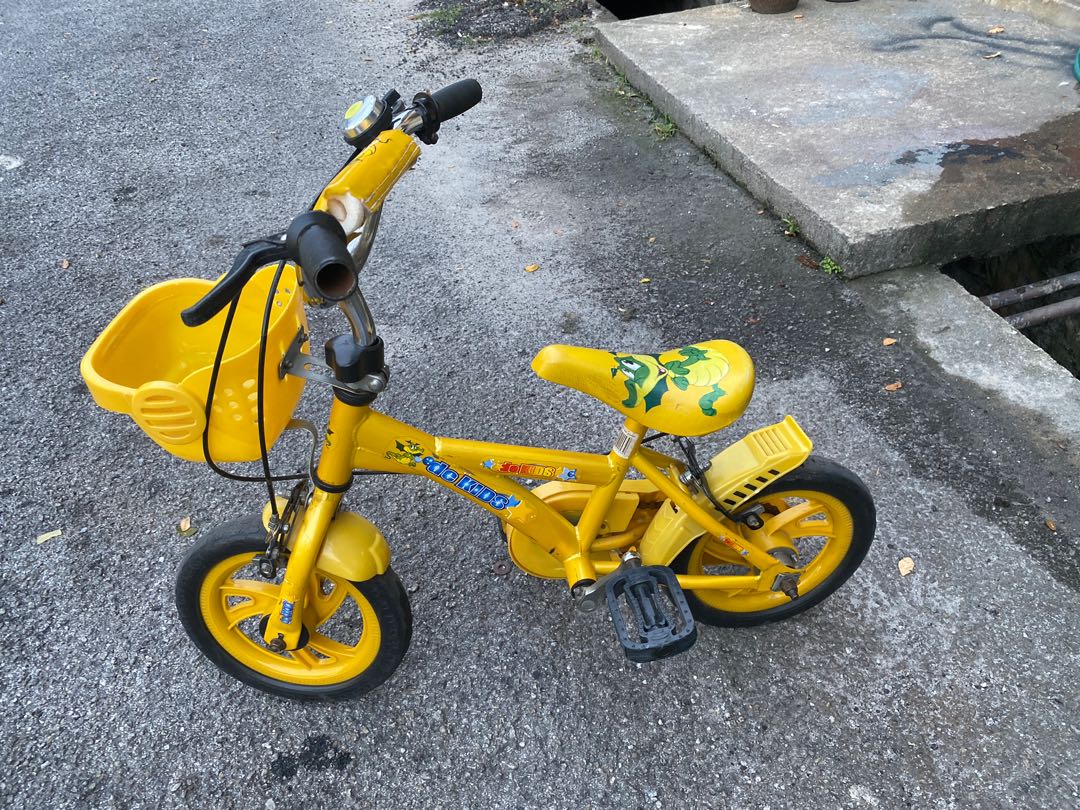 Basikal Budak Kecil Babies Kids Others On Carousell