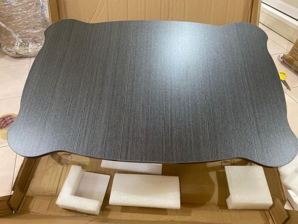 Bed table (Category: Tables & Sets) located in Singapore. Submitted by superxkt (Listing ID 1124012746, Image 1). Description: .