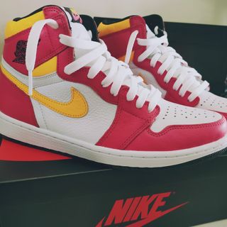 (Category: ) located in . Submitted by sneakerbatch (Listing ID 1123998974, Image 1). Description: .