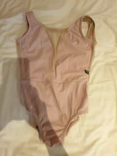 (Category: ) located in . Submitted by backstagethrifts (Listing ID 1124004325, Image 1). Description: .