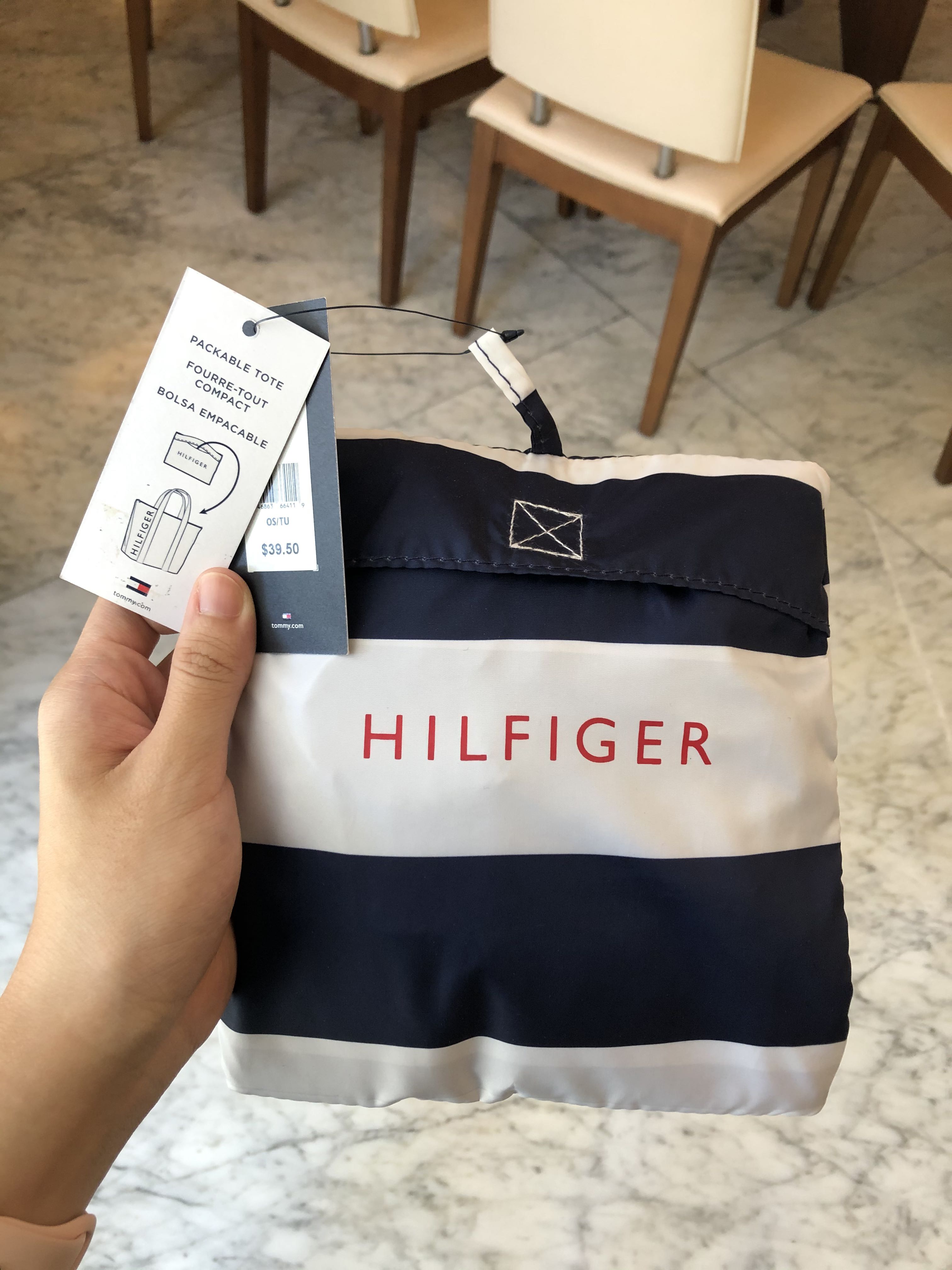 BNWT Tommy Hilfiger Foldable Packable Tote Bag, Women's Fashion, Bags & Wallets, Tote Bags Carousell