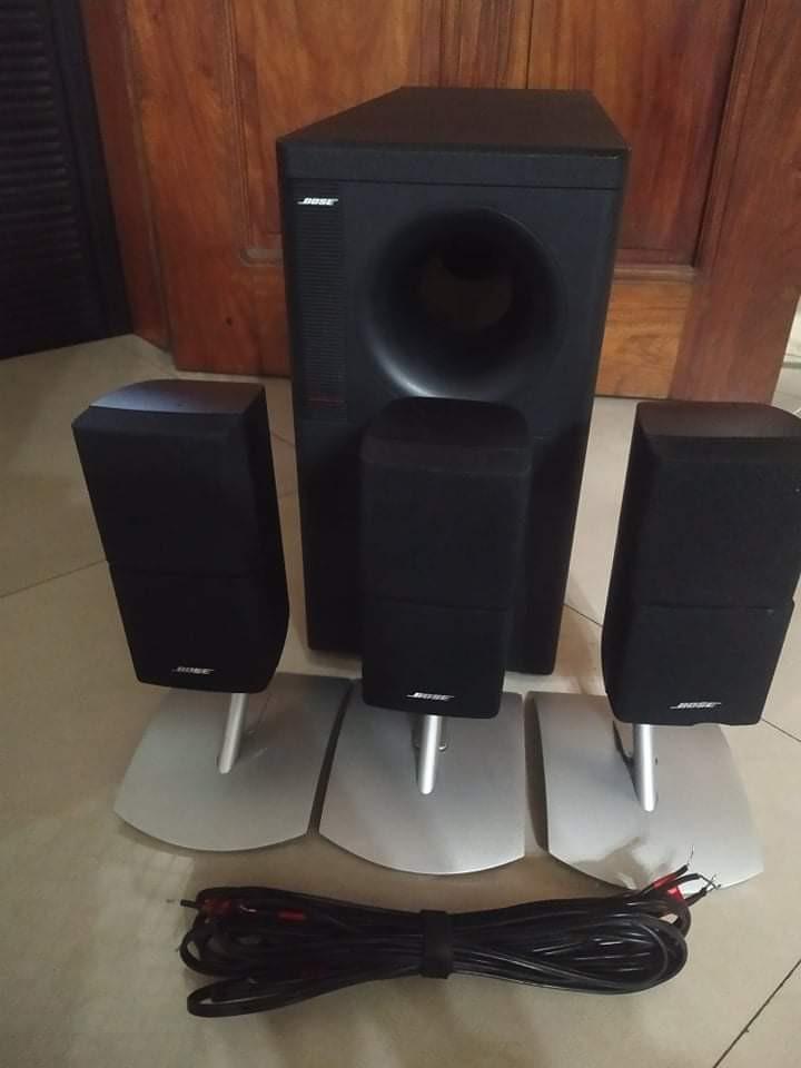 Bose acoustimass 7 w original stand and wires Audio Soundbars