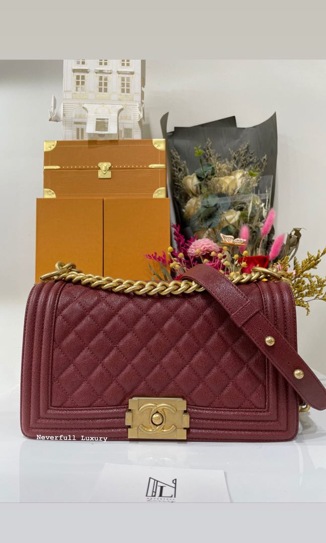 Chanel Boy Old Medium 18C Iridescent Burgundy Caviar Ghw Bag, Luxury, Bags  & Wallets on Carousell