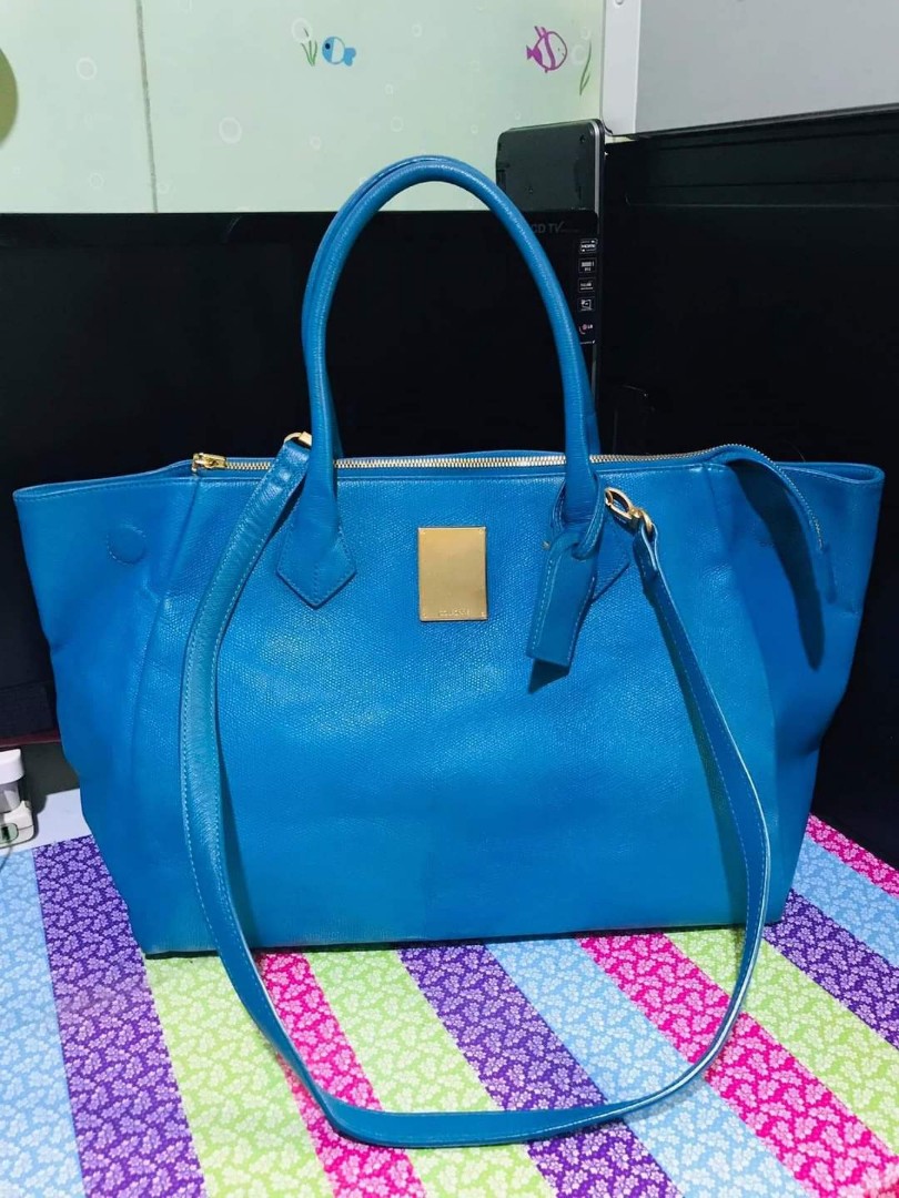 Couronne blue 2way, Women's Fashion, Bags & Wallets, Shoulder Bags on ...