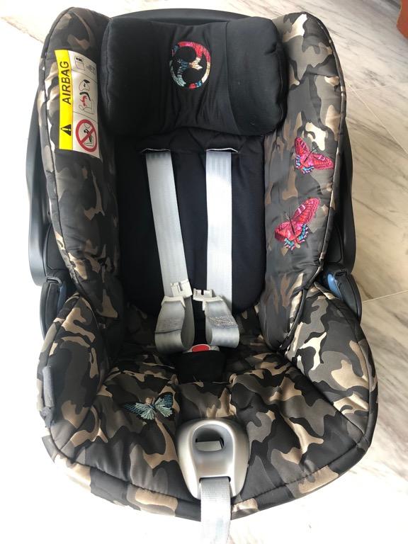 Cybex Cloud Q Infant Car Seat Fashion Edition Butterfly plus