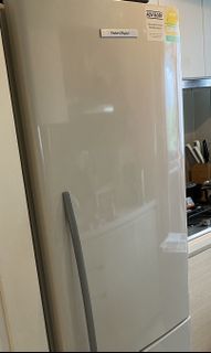 (Category: ) located in . Submitted by czeapple (Listing ID 1123931645, Image 1). Description: .