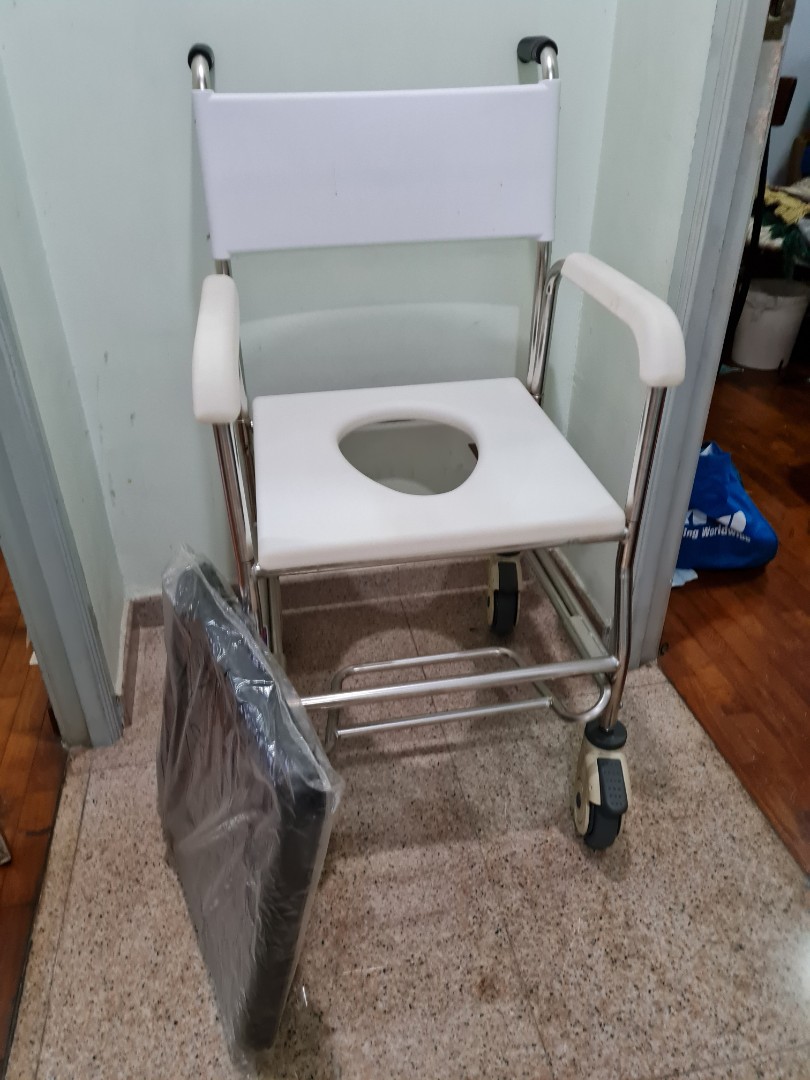 FREE Commode and walker., Health & Nutrition, Assistive