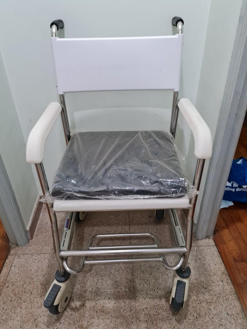 FREE Commode and walker., Health & Nutrition, Assistive