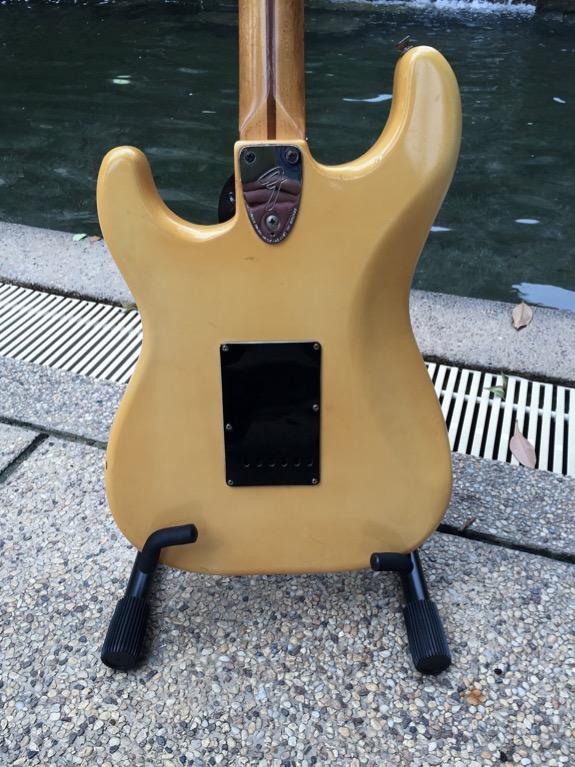 Fender 3 top bolt neck