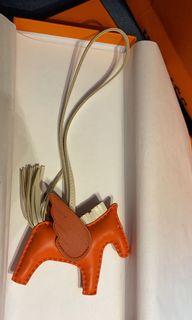 （分類：）位於 。 由 sonson1030 提交（商品編號 1124083498，圖片 1）。簡介： 。