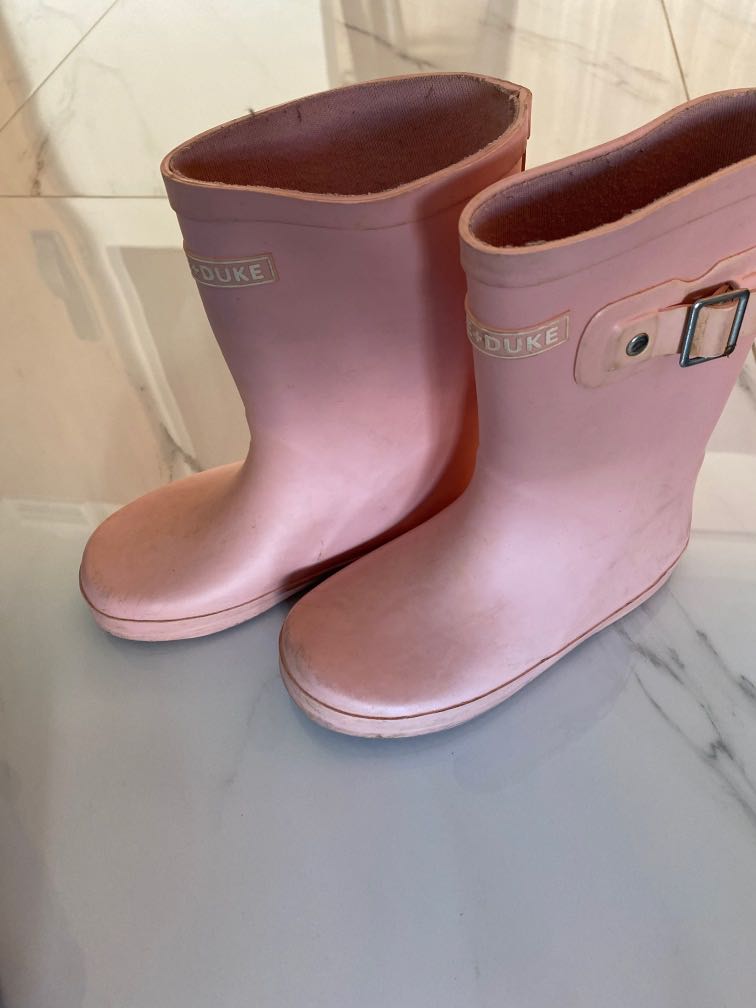 Hubble and duke boots store