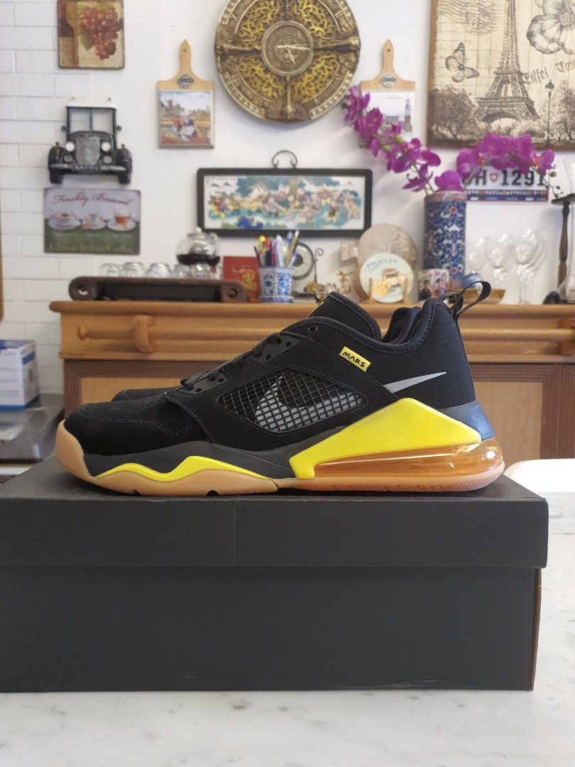Jordan mars low, Men's Fashion, Footwear, Sneakers on Carousell