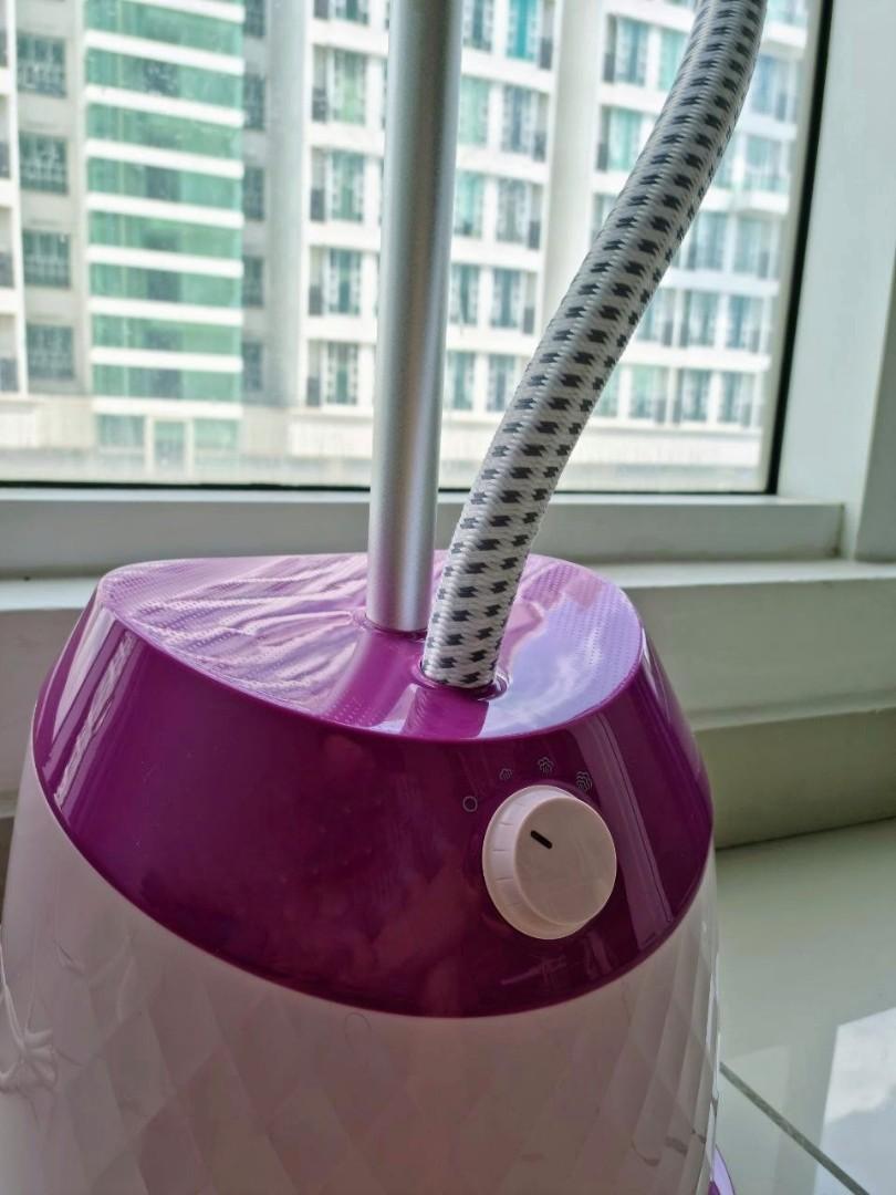 [LEAKING] Garment Steamer (Philips Easy Touch Plus GC514), TV & Home