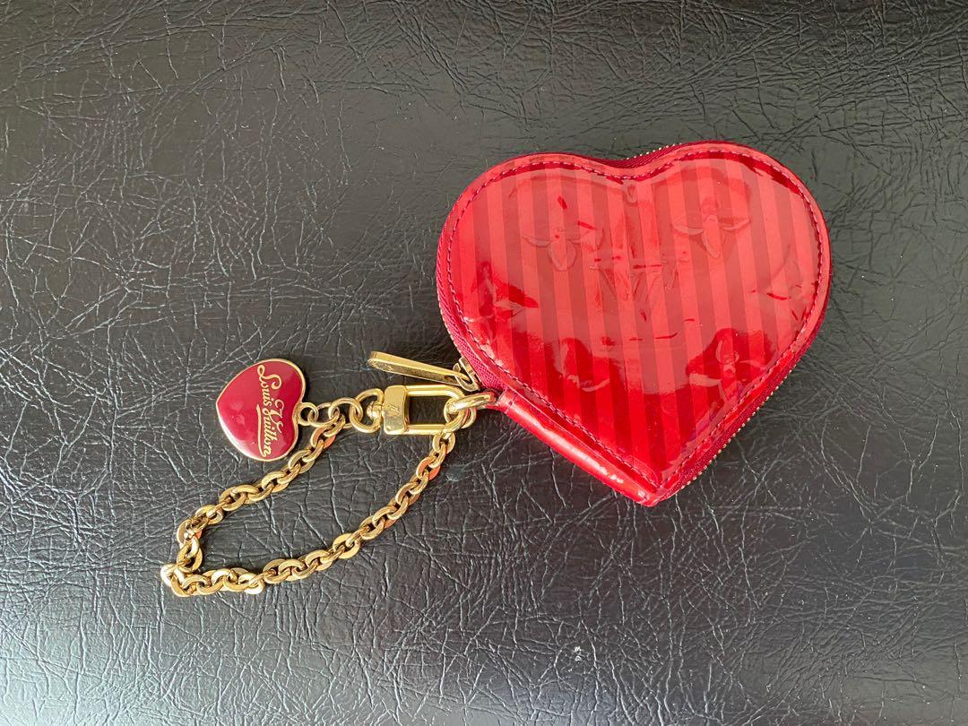 Louis vuitton heart shaped coin purse sales