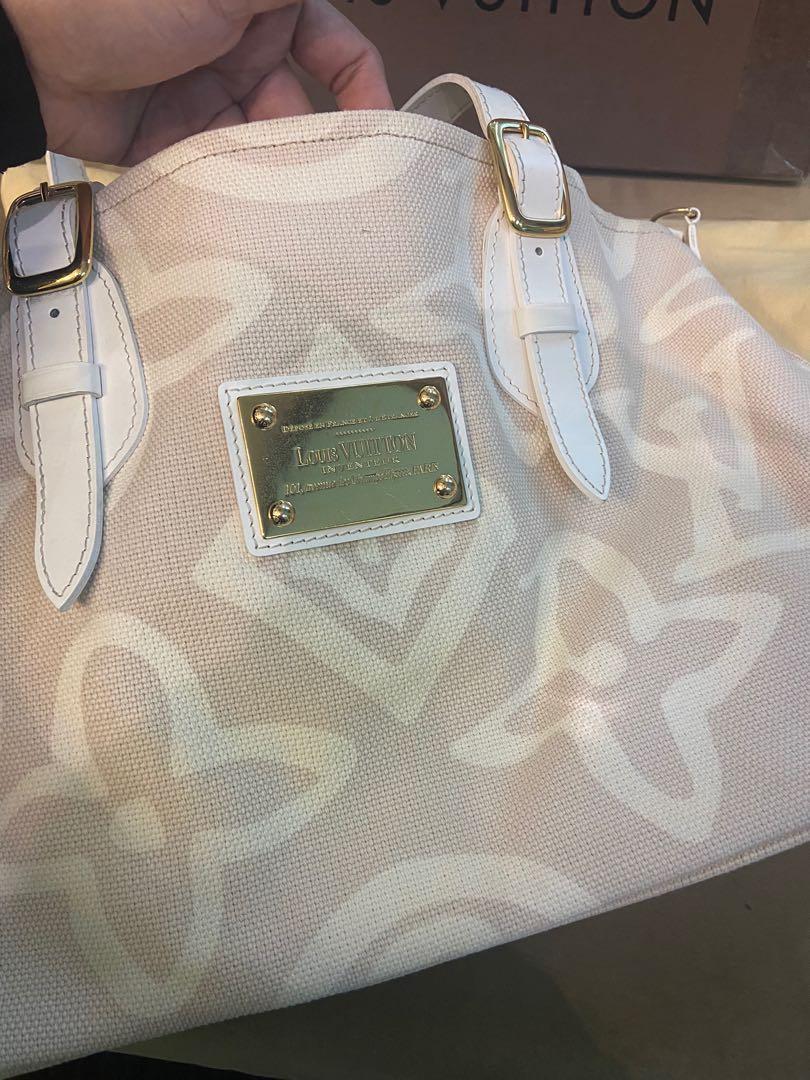 Louis Vuitton Tahitienne PM Beige Cabas Bag, Luxury, Bags & Wallets on  Carousell