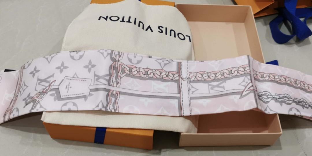 Bandeau Monogram Confidential. Authentic or not? Thanks in advance 🥰 :  r/Louisvuitton