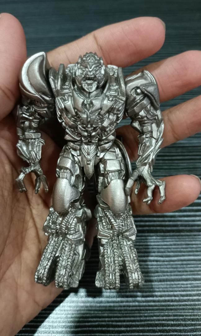 Megatron Revenge of the Fallen Keychain, Hobbies & Toys, Collectibles