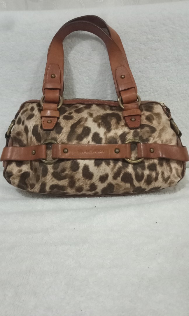 Michael Kors Leopard sateen/Leather Trim Shoulder Bag, Women's Fashion,  Bags & Wallets, Shoulder Bags on Carousell