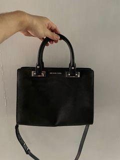 Michael kors original black purse
