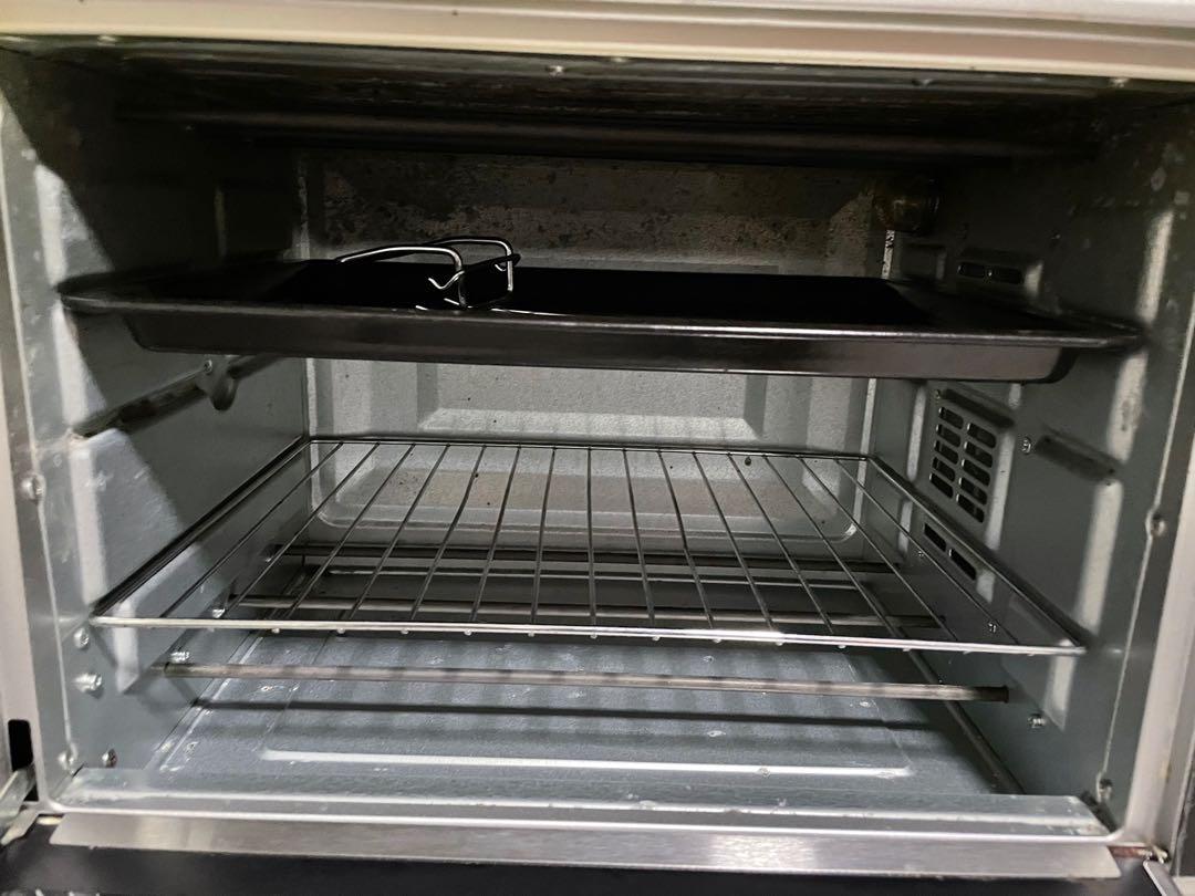 Move out sale electric oven 28L, TV & Home Appliances, Kitchen