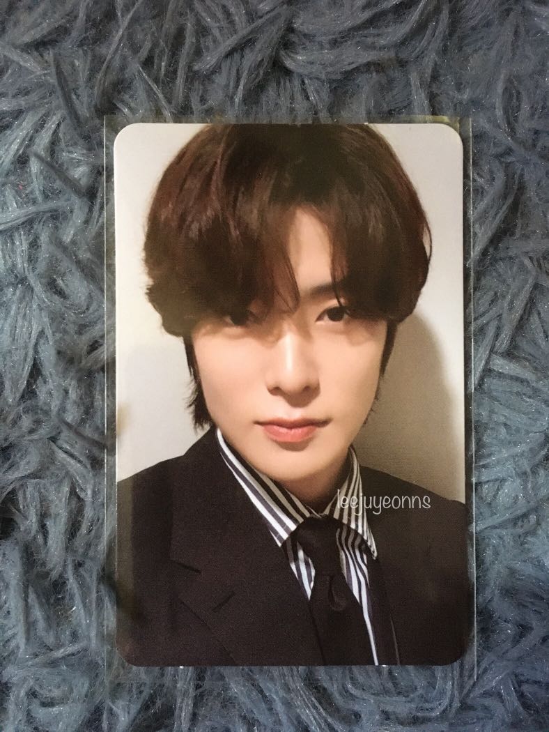 NCT 127 Jaehyun BYL Card Wallet PC, Hobbies & Toys, Collectibles