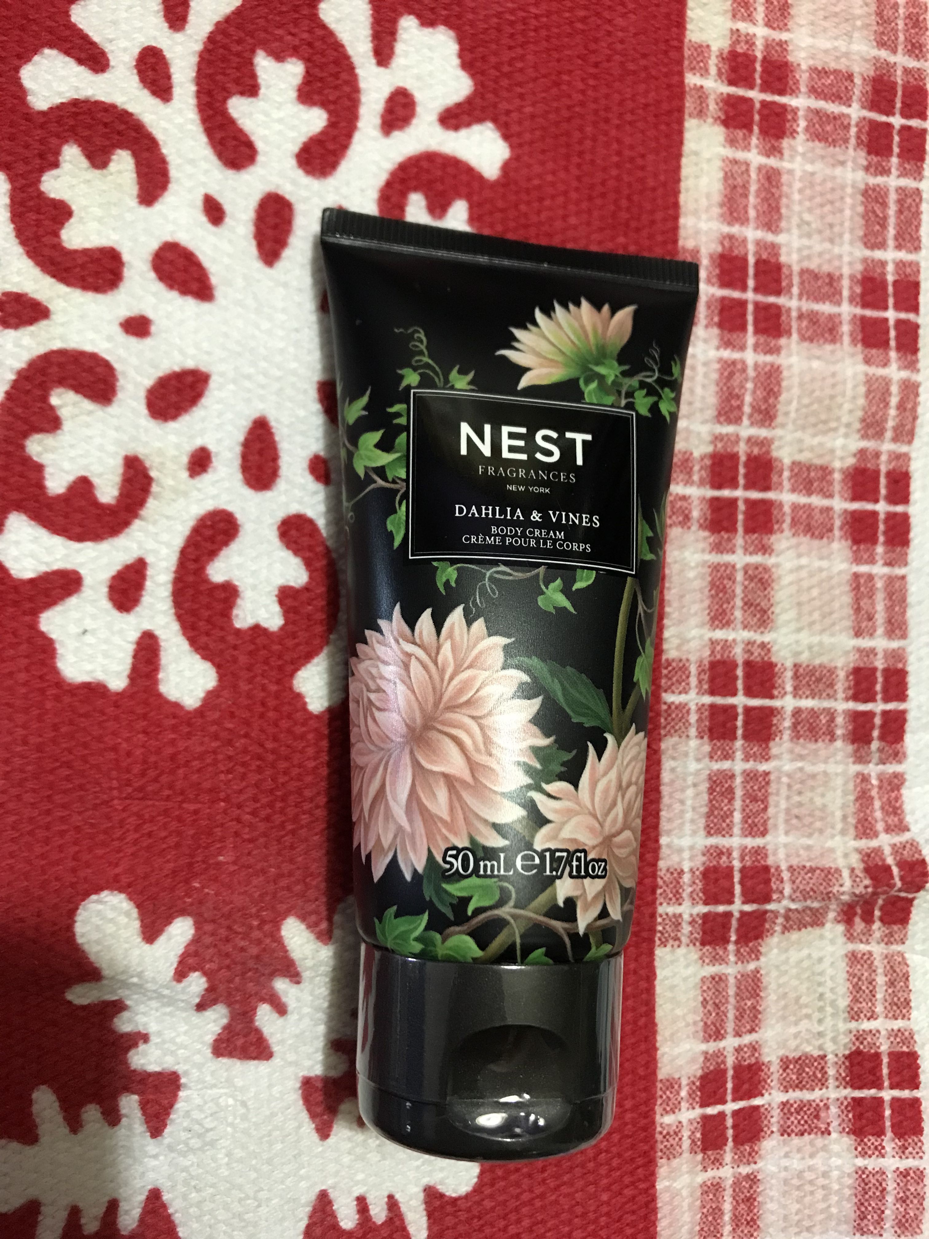 nest new york dahlia and vines