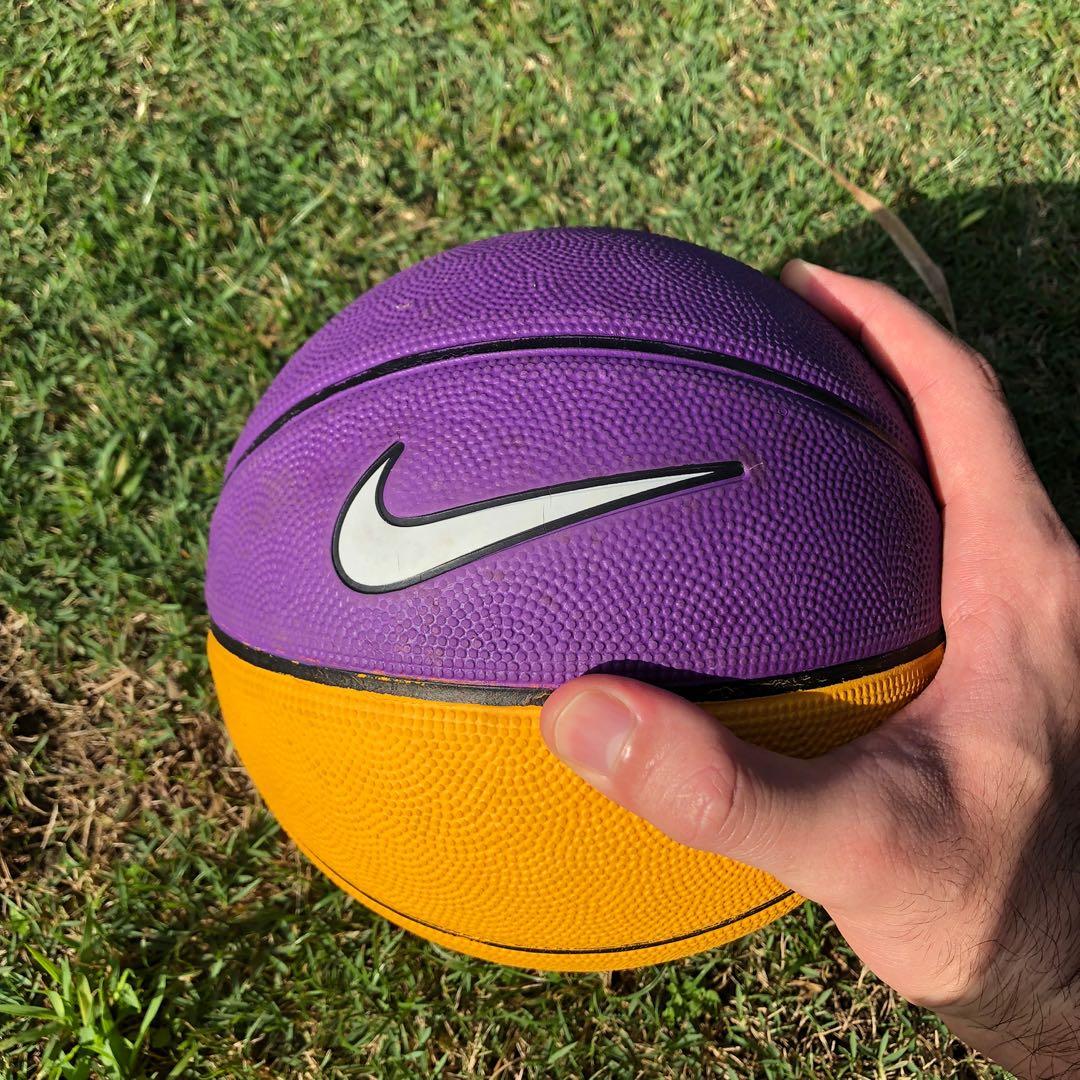 Nike basketball store size 5