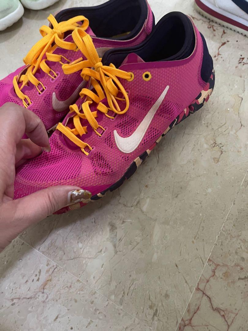 Fuschia outlet pink sneakers