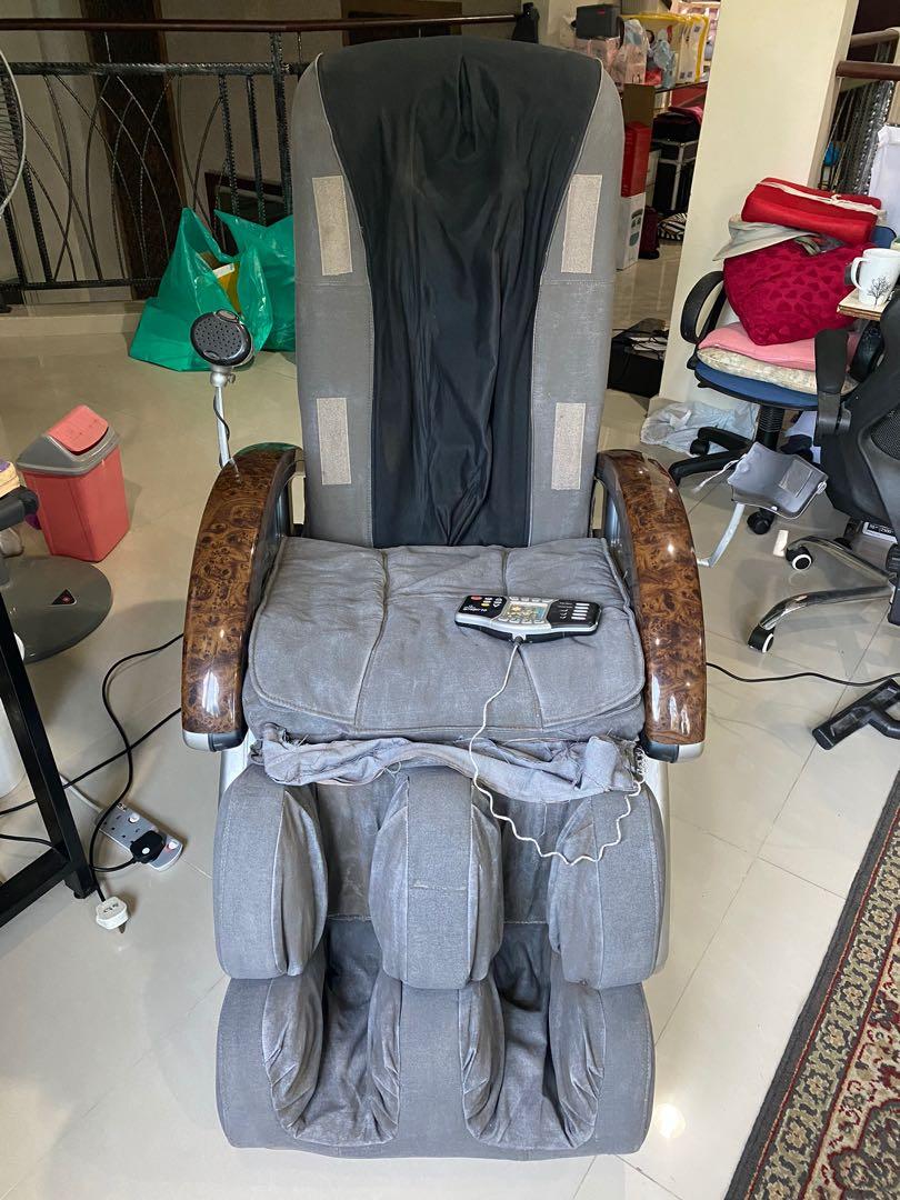 Ogawa Smart 10 Massage Chair REPAIRS REQUIRED, Health & Nutrition