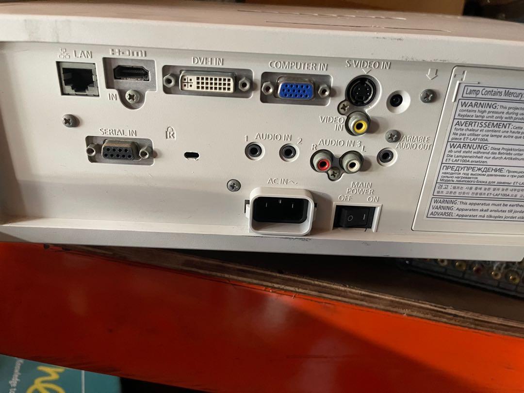 Panasonic Projector FX400 XGA, TV & Home Appliances, TV & Entertainment