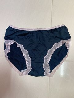 (Category: ) located in . Submitted by clothespalace (Listing ID 1124046504, Image 1). Description: .