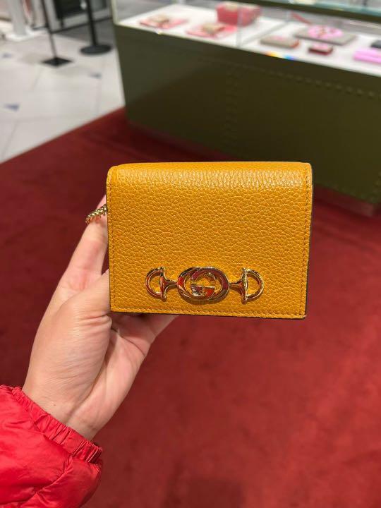 Gucci zumi sale wallet on chain