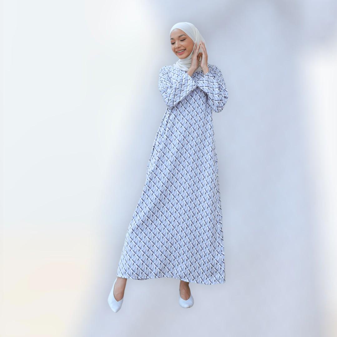 Printed Kaftan Women S Fashion Muslimah Fashion Kaftans Jubahs On Carousell
