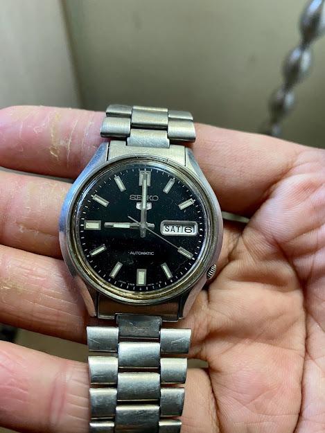 Seiko 5 Automatic 169468 6309-8230 Watch, Men's Fashion, Watches &  Accessories, Watches on Carousell