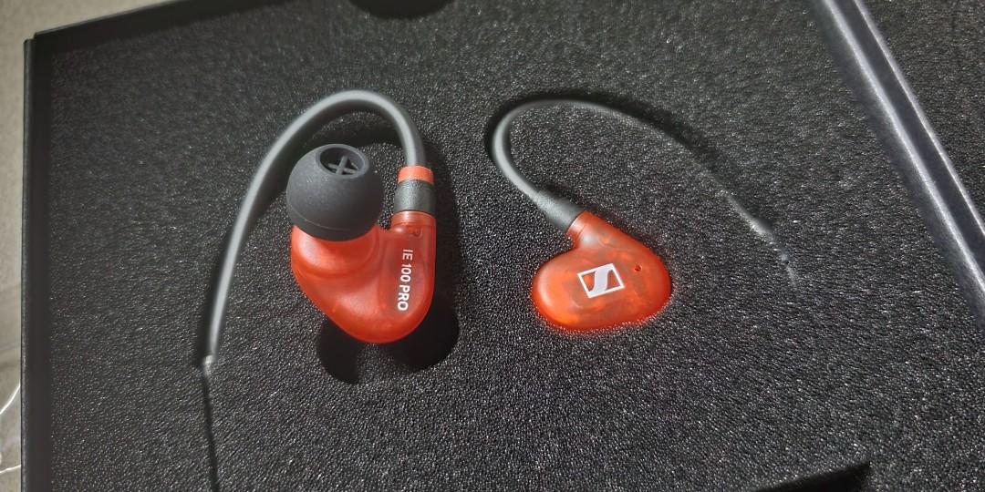 Sennheiser IE 100 Pro BT Bundle Dynamic In-Ear Monitoring Red