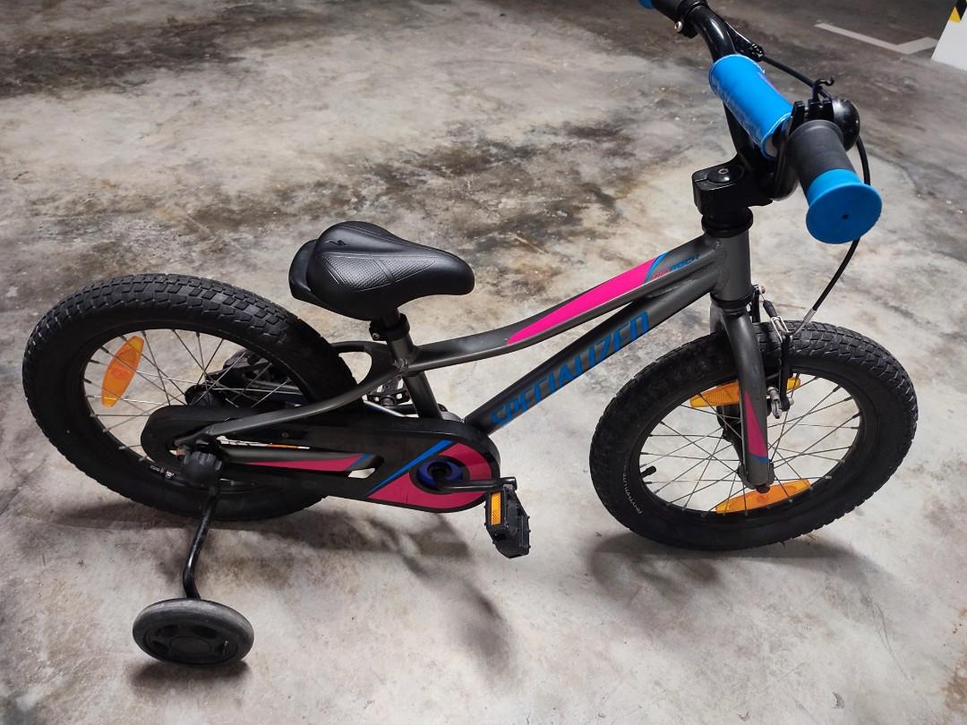 Specialized Kids Bike with training wheels Sports Equipment