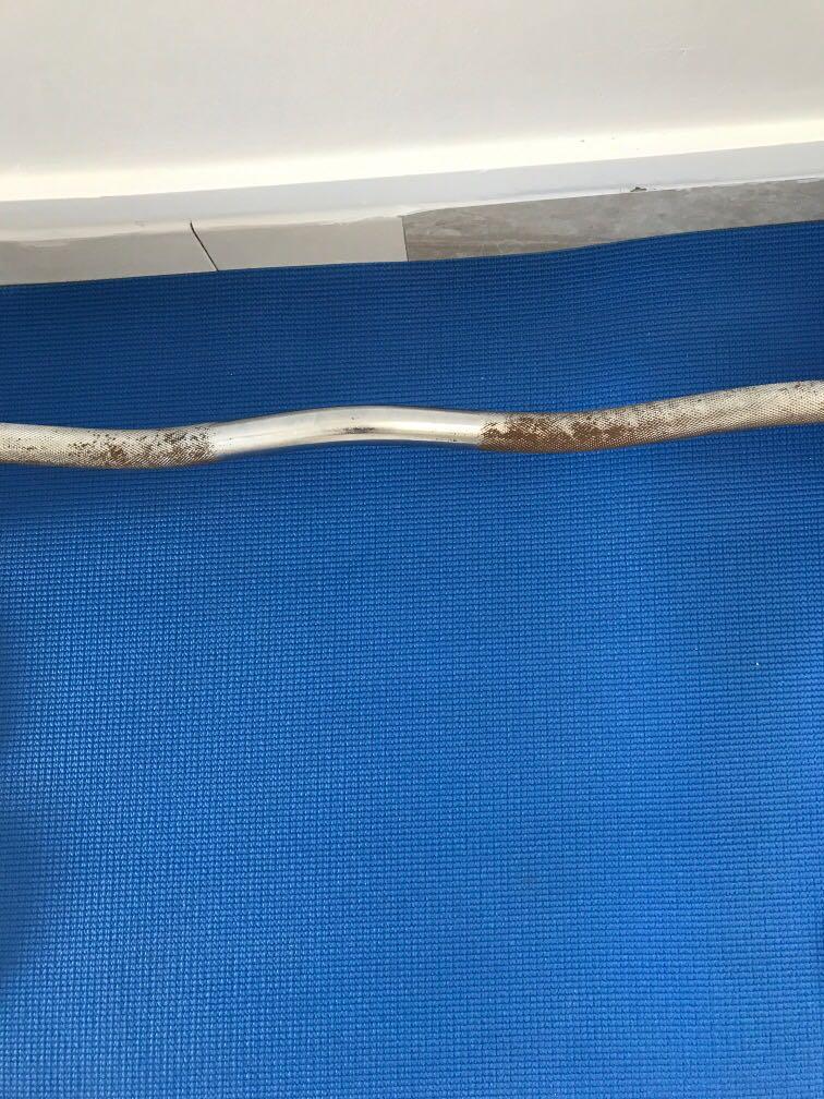 Standard Ez curl bar 1.2m and 25kg weight plates set, Sports Equipment, Exercise & Fitness