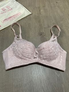 (Category: ) located in . Submitted by vvstar75 (Listing ID 1124011577, Image 1). Description: .