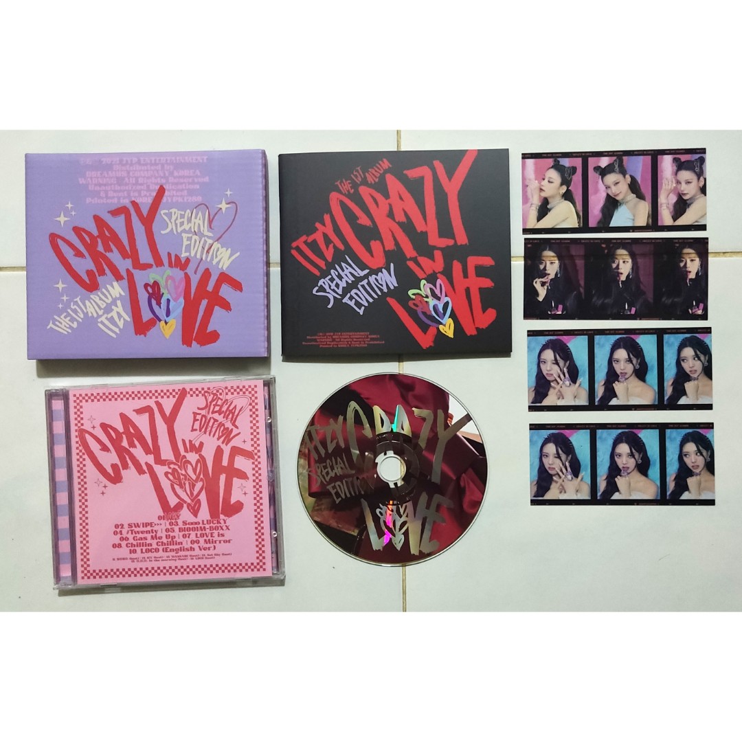 ITZY - The 1st Album [CRAZY IN LOVE] Special Edition (Limited Edition) -  Photobook Ver.