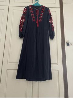 (Category: ) located in . Submitted by natsycloset (Listing ID 1123921474, Image 1). Description: .