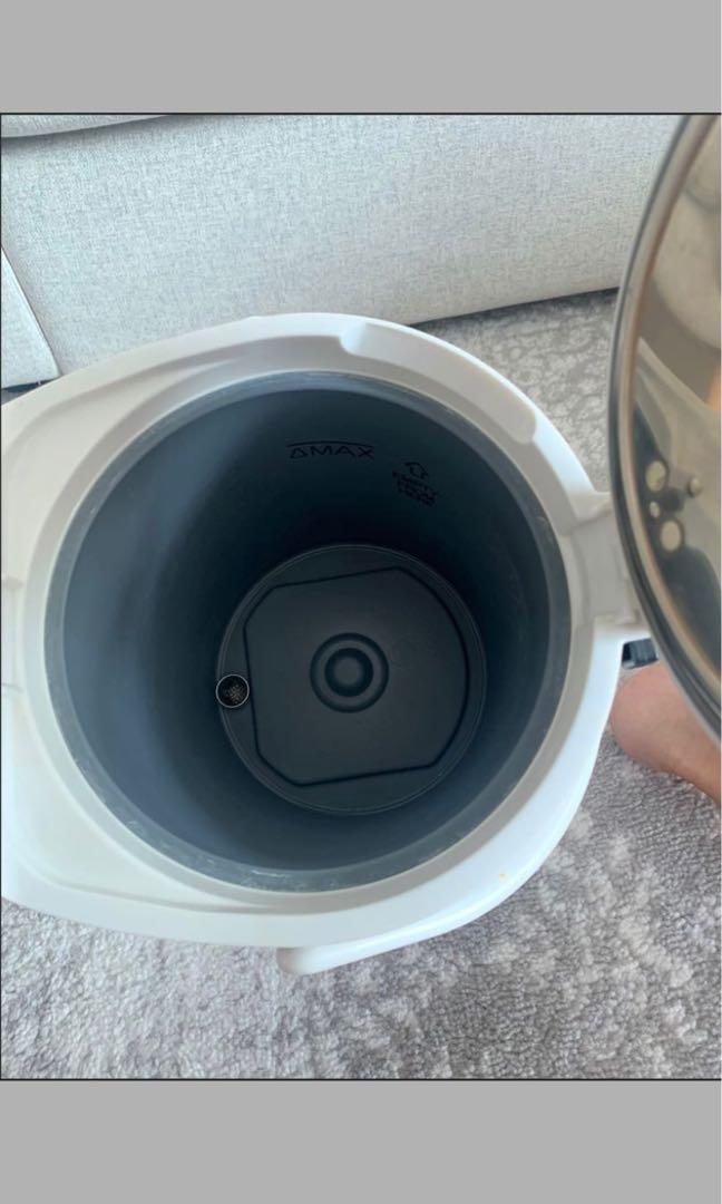 Zojirushi hot water dispenser, TV & Home Appliances, Kitchen Appliances