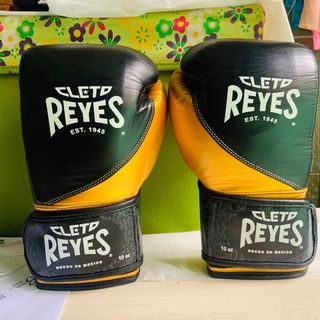 (Category: ) located in . Submitted by fitnessbuys (Listing ID 1124179313, Image 1). Description: .