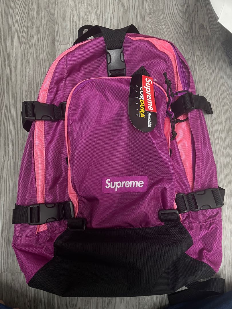 19FW Supreme Backpack (Magenta) 背囊, 男裝, 袋, 背包- Carousell