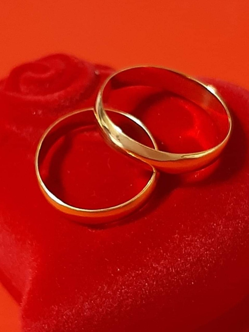 21 karat gold store wedding rings