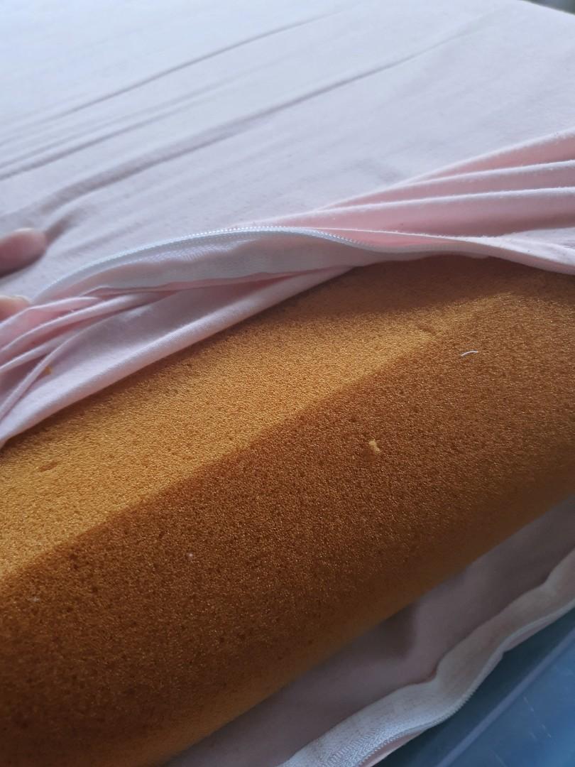 Uratex perma hotsell soft pillow