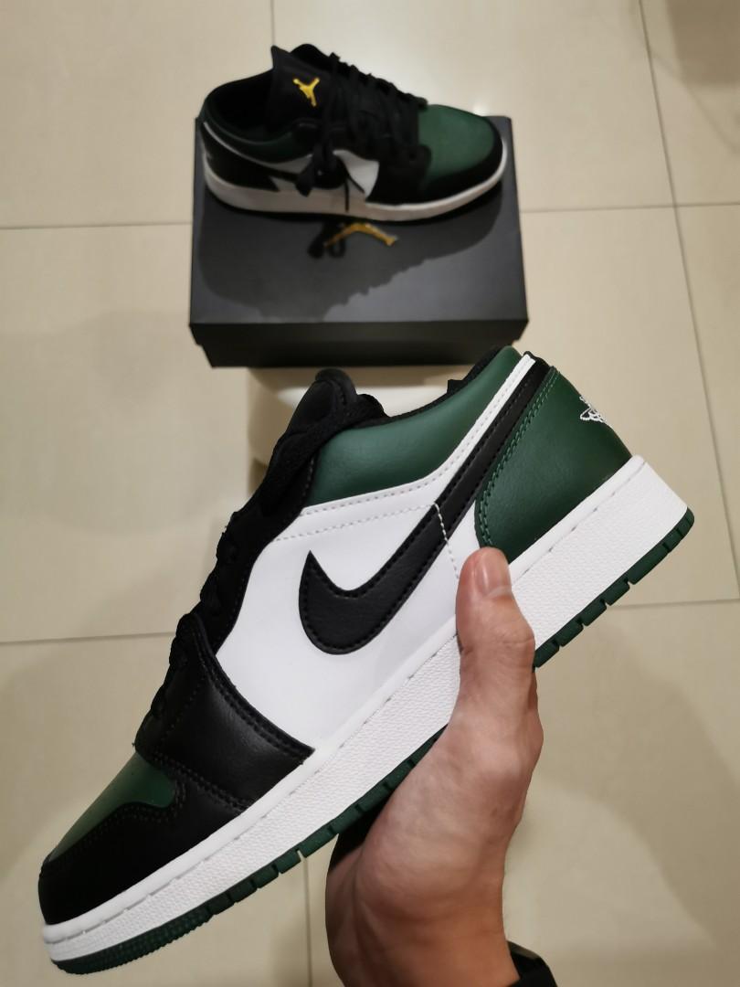 Air jordan green discount toe